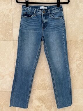 Vervet Size 26 High Rise Cropped Straight Leg Raw Hem Jeans Medium Wash EUC